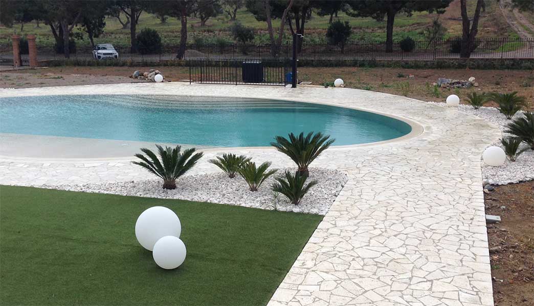 Pool light travertine